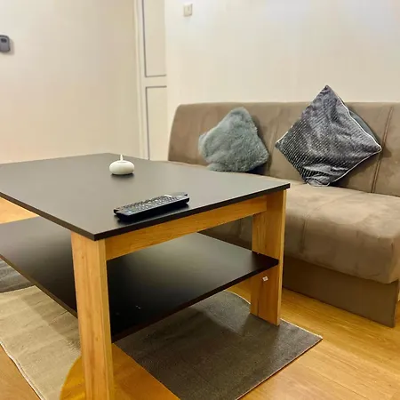 公寓 Center, Basement Fl, 7 Beds, 10min From Serdica *