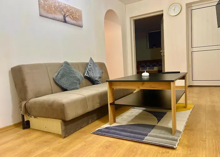 Center, Basement Fl, 7 Beds, 10min From Serdica アパート *