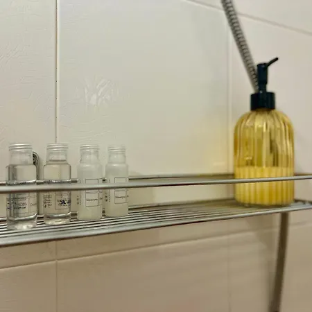 Center, Basement Fl, 7 Beds, 10min From Serdica Sofia